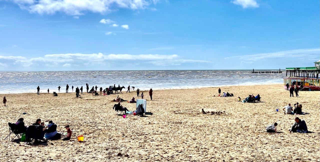 Beach Sunset Lytham St Annes Ngoại thất bức ảnh